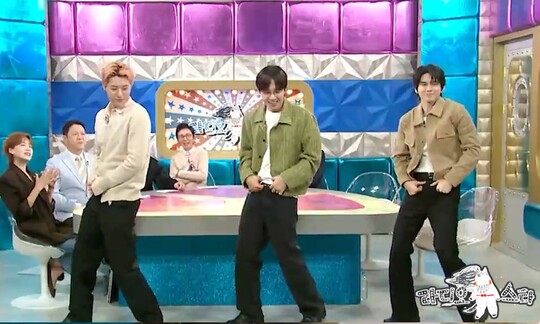 MBC 라디오스타 이석훈, 옹성우·우즈와 즉석 댄스 무대 공개