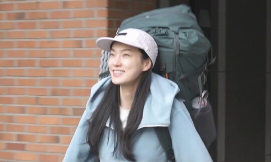 나 혼자 산다 옥자연, 600m 고행길 뚜벅이 백패킹 도전