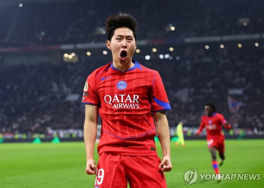 이강인, PSG 100번째 경기서 결승골 도움 기록