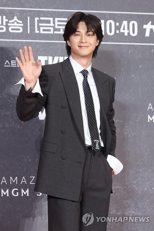 배우 김지훈, 김혜수와 부부 호흡 맞춘다