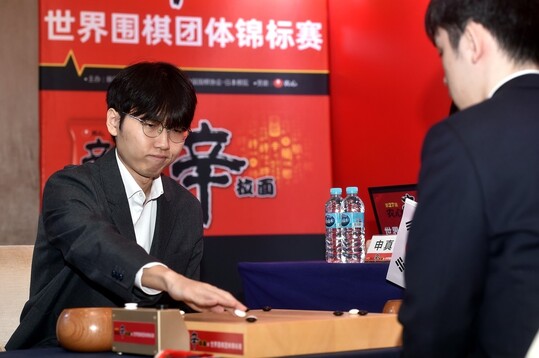 신진서, 75개월 연속 1위 행진